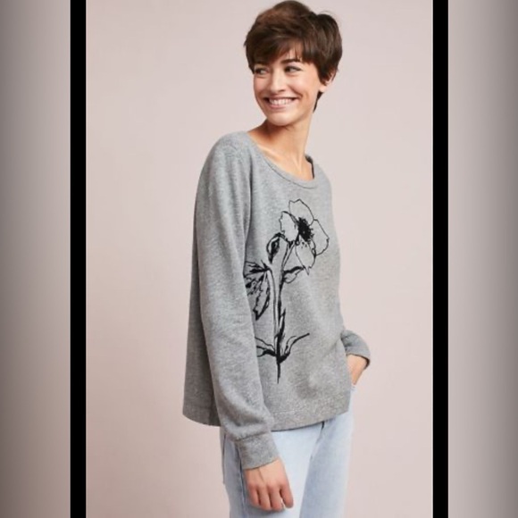 t. la Anthropologie Gray Sweatshirt w/ Black Velvet Flower Detail, Size Small - Picture 1 of 4